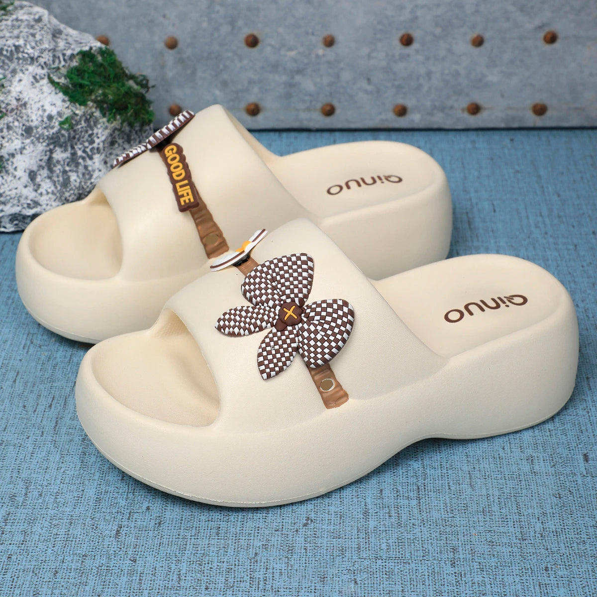 Women’s Platform Cloud Flip Flops – Soft EVA Pillow Slides, Non-Slip Beach Sandals