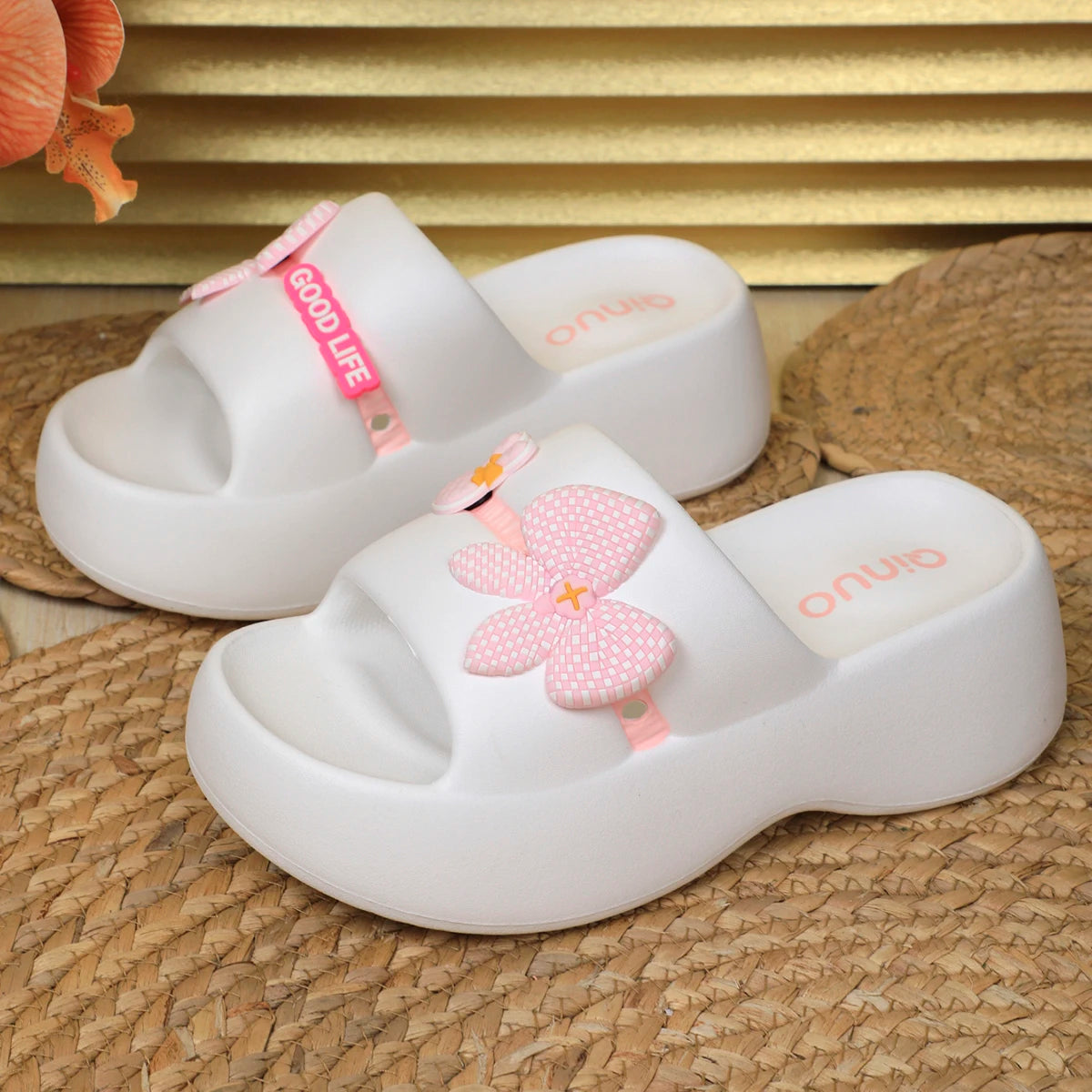 Women’s Platform Cloud Flip Flops – Soft EVA Pillow Slides, Non-Slip Beach Sandals