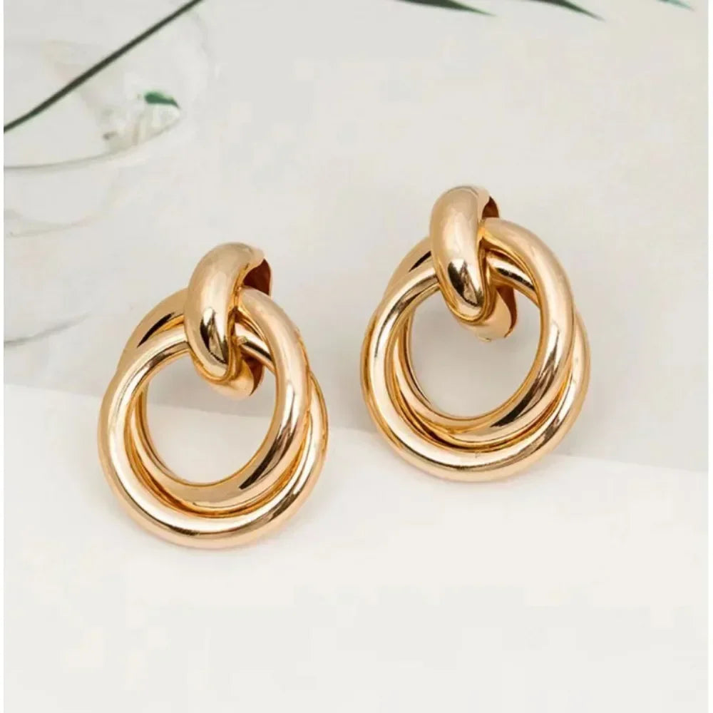 Classic Gold Color Geometric Irregular Stud Earrings for Women Design Sense Knot Piercing Earring Fashion Jewelry