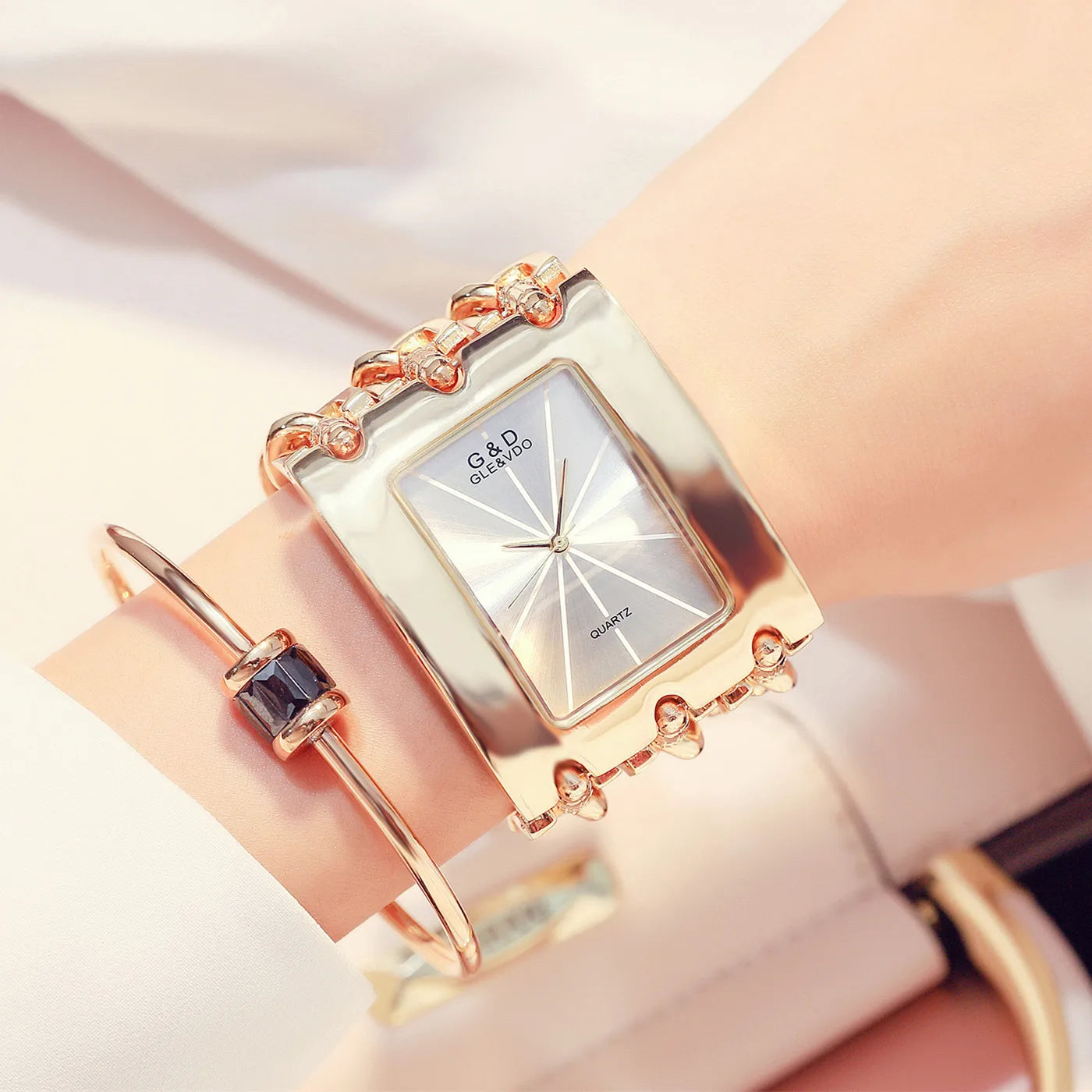 Women Luxury Brand Watch Dress Rhinestone Women Wristwatches Stylish Gold Female Watches for Women