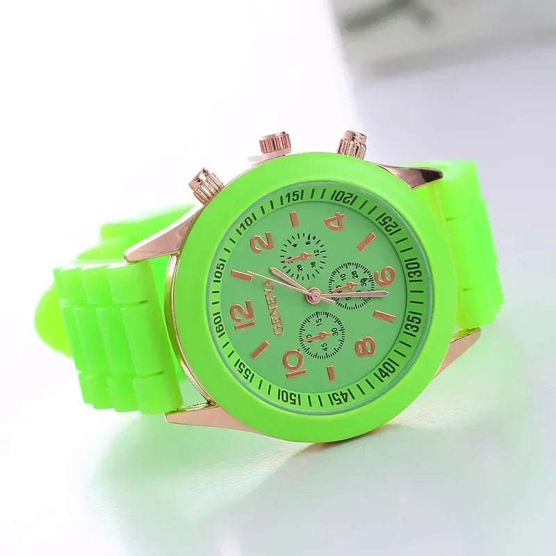 Women Watches New Fashion Luxury Brand Women's Watch Silicone Strap Quartz Wrist Watch For Female