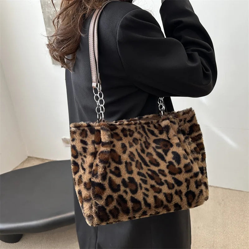 Leopard Print Fur Bags Women Fashion Portable Faux Fur Handbags Winter Soft Warm Bag Girls Fluffy Large Capacity Tote Purse