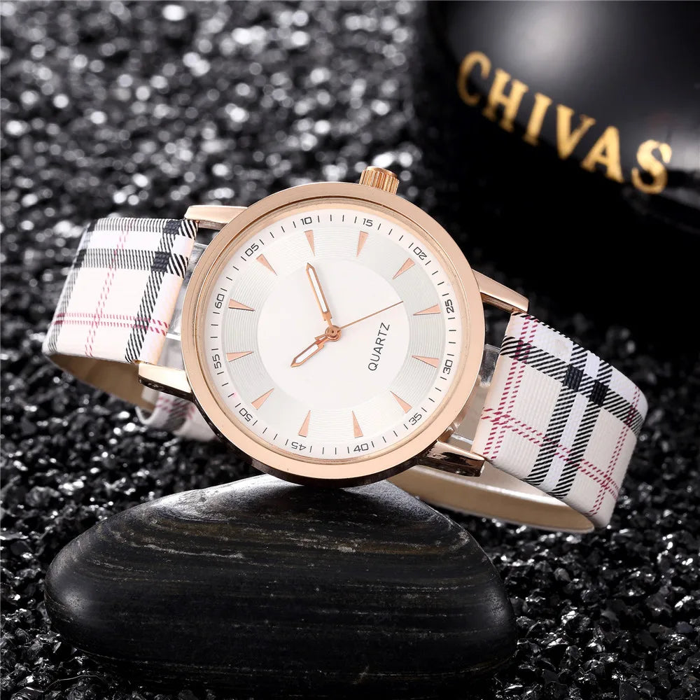 Fashion Casual Women's Quartz Watches Black White Dial Analog Ladies Wristwatch Leather Strap Simple Female Clock Gift for Women