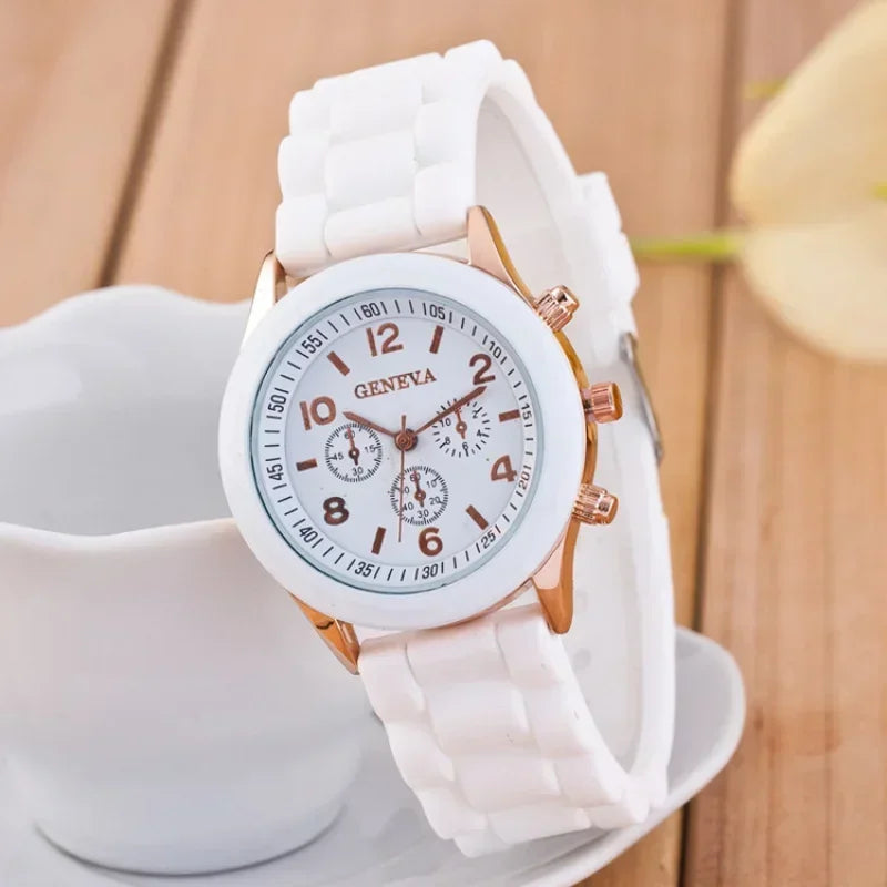 Women Watches New Fashion Luxury Brand Women's Watch Silicone Strap Quartz Wrist Watch For Female