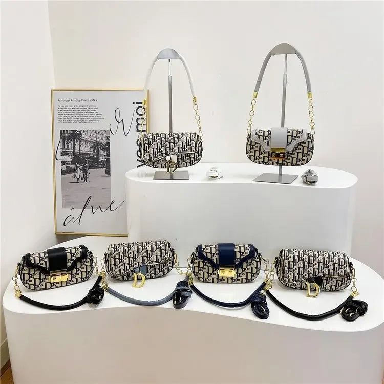 Contrast Saddle Crossbody Bag – Women's Chain Shoulder Handbag