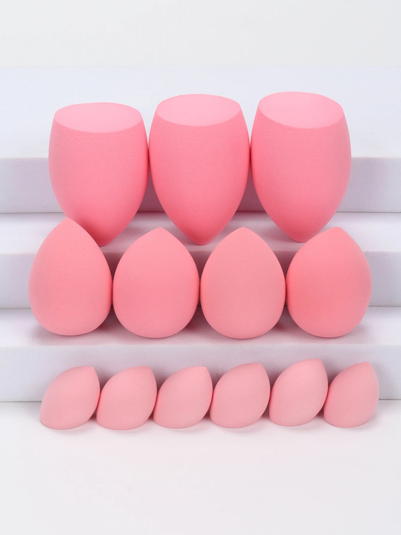 13 Large, Medium and Small Makeup Sponges, Which Become Larger When Exposed to Water, Do Not Contain Latex, Suitable for All Ski