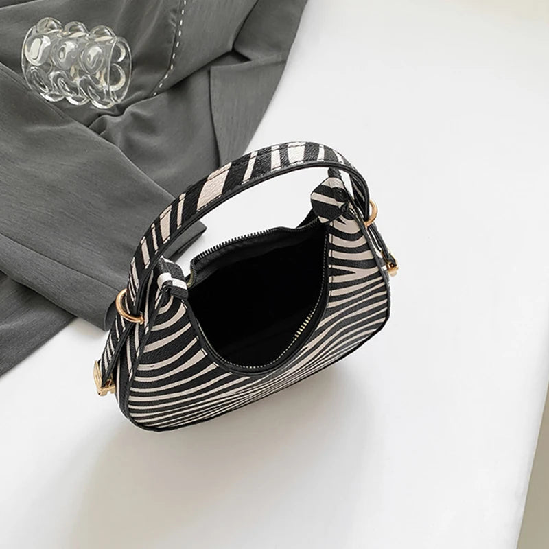 Cow Pattern Shoulder Bag For Spring/Summer Versatile Women's Bag Personalized Korean Leopard Pattern Underarm Handbag