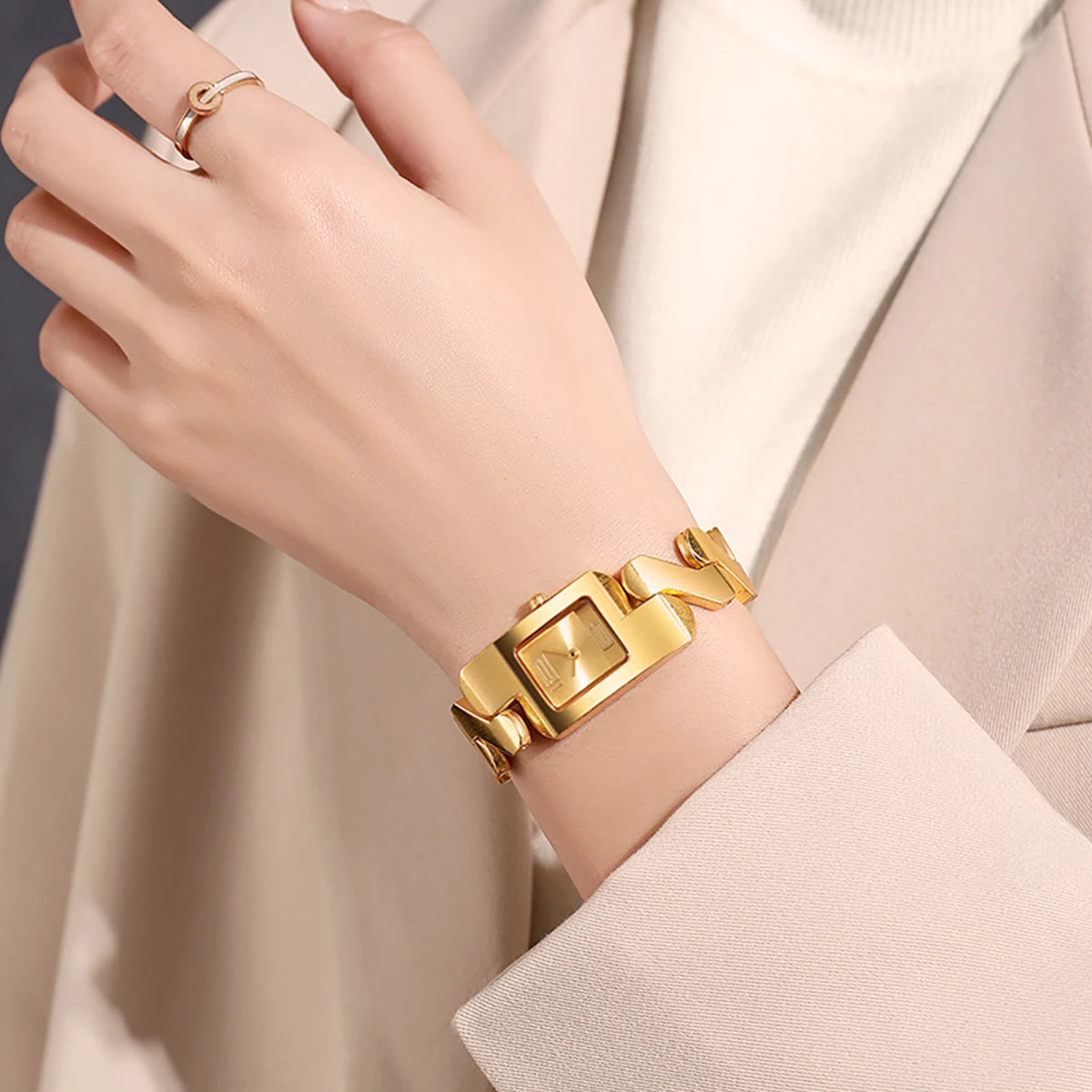 New Simple Square Arabic Digital Small Dial Steel Belt Quartz Watch