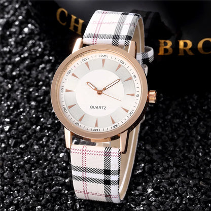 Fashion Casual Women's Quartz Watches Black White Dial Analog Ladies Wristwatch Leather Strap Simple Female Clock Gift for Women
