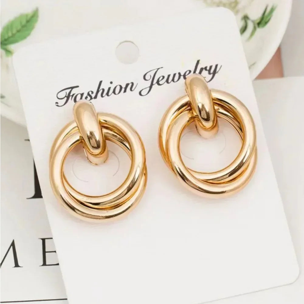 Classic Gold Color Geometric Irregular Stud Earrings for Women Design Sense Knot Piercing Earring Fashion Jewelry