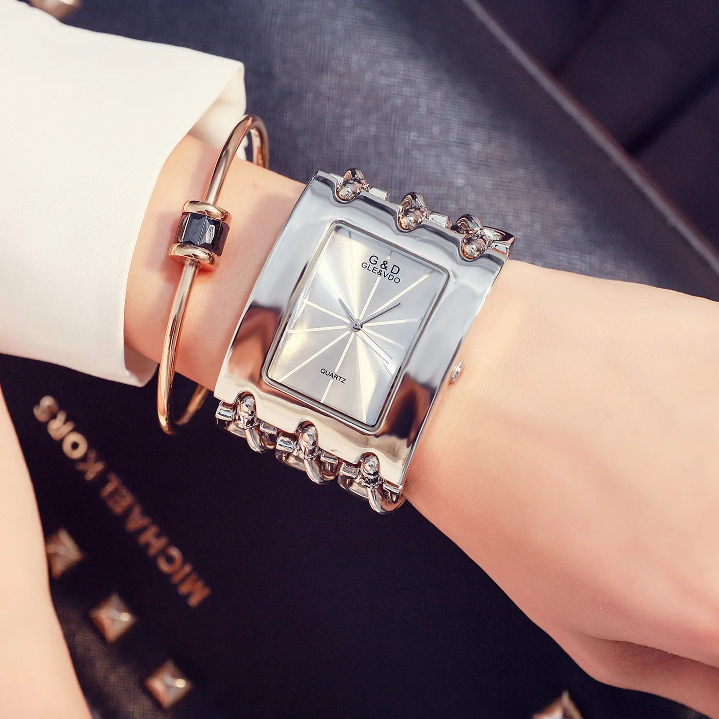 Women Luxury Brand Watch Dress Rhinestone Women Wristwatches Stylish Gold Female Watches for Women