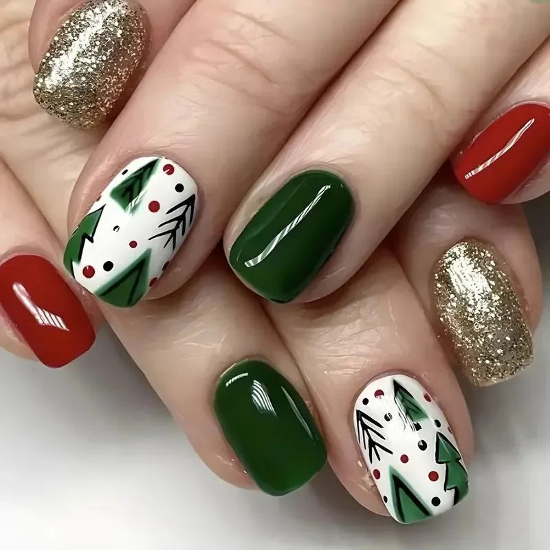 24PCS Christmas Green Monster Press-On Nails – Snowflake & Rhinestone Holiday Nail Art 💅🎄
