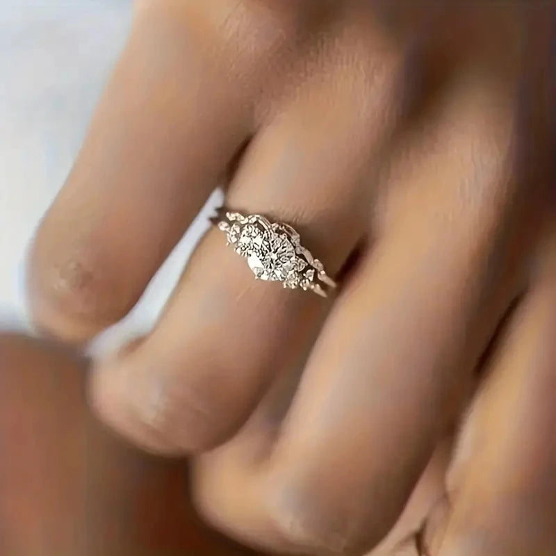 2Pcs Wedding Rings Set Bridal Jewelry with Bright Zirconia Elegant Lady Detachable Wear Finger Accessories Gift