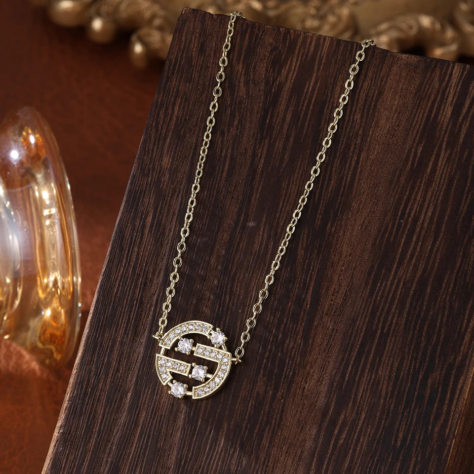 Lucky Four-leaf Clover CZ Necklace For Women's Dynamic Fashion Clavicle Chain Versatile Fashion Accessories